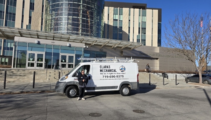 Clarks Mechanical Van In Pueblo With Tecnician Clarks Mechanical Van In Pueblo With Tecnician
